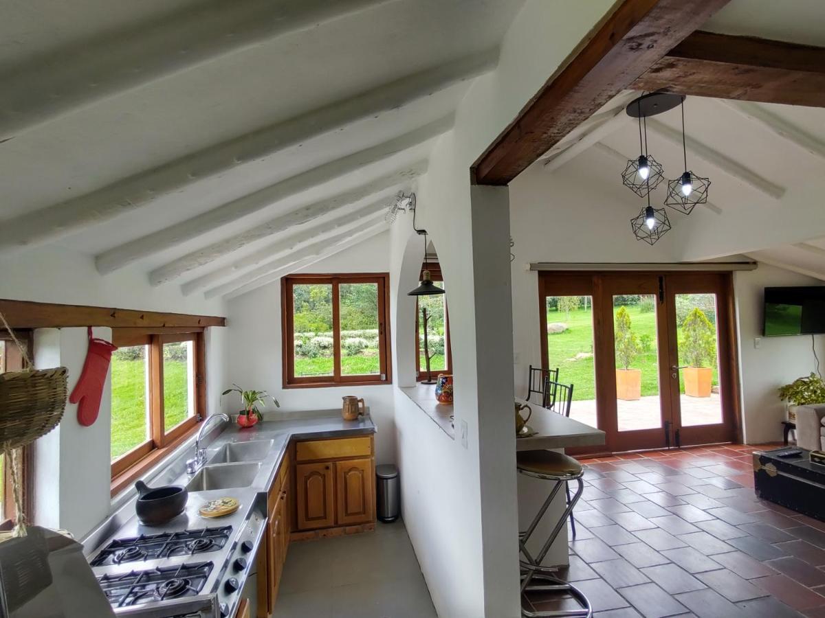 Bed and Breakfast Hacienda El Pinar Del Viento Вилья-де-Лейва Экстерьер фото