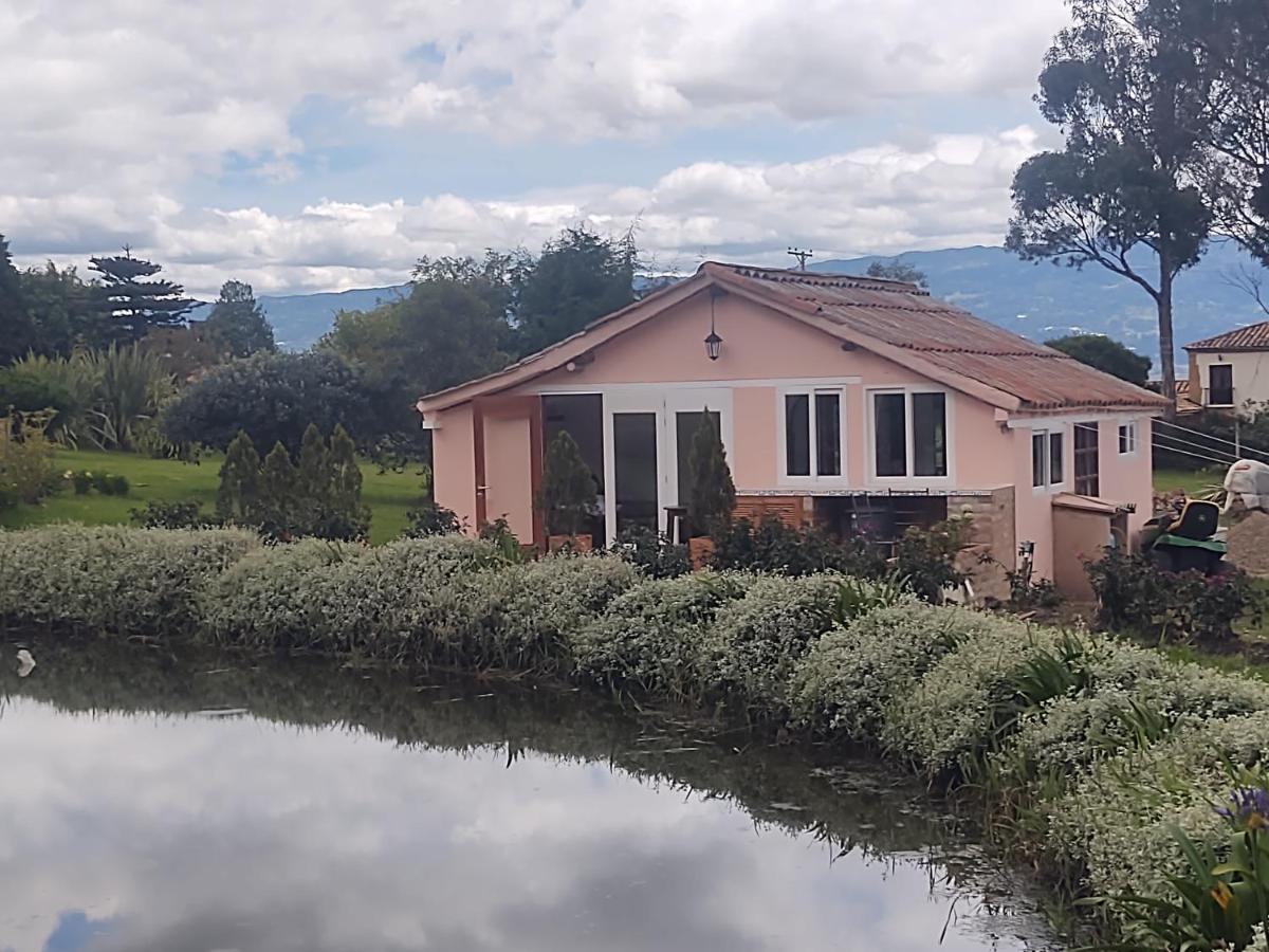 Bed and Breakfast Hacienda El Pinar Del Viento Вилья-де-Лейва Экстерьер фото
