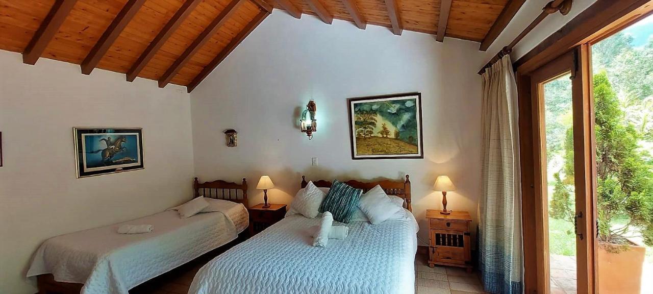 Bed and Breakfast Hacienda El Pinar Del Viento Вилья-де-Лейва Экстерьер фото